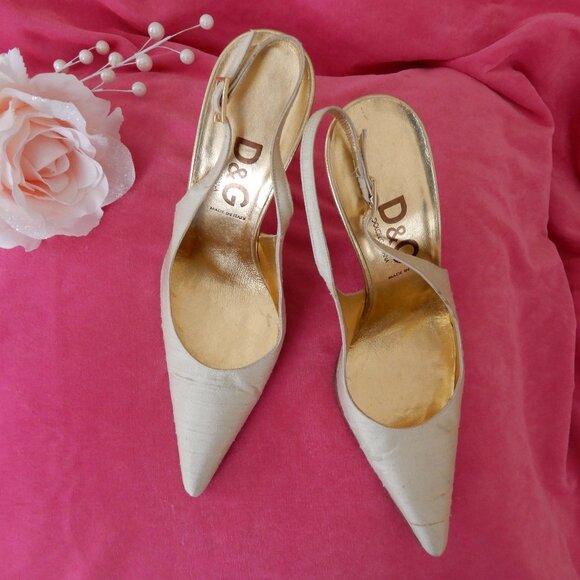 D&G Dolce  & Gabbana Italy Cream Gold Silk Heels 37.5 US 7.5 - Picture 1 of 15
